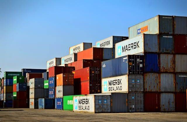 Logistics & Shipping